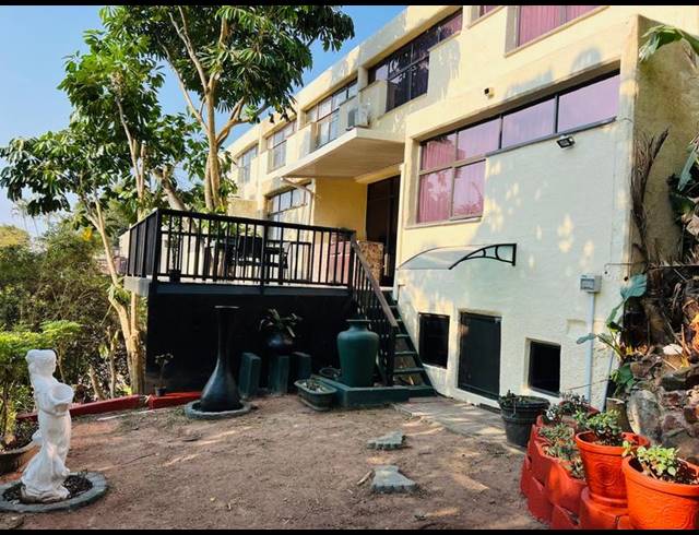 3 BEDROOM DUPLEX FOR SALE IN PARADISE VALLEY